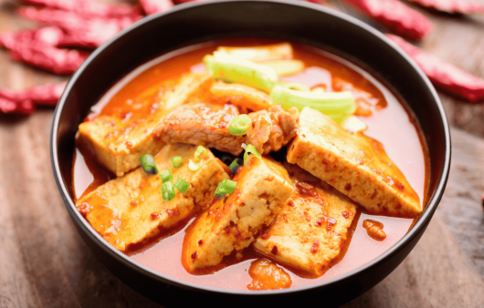 Korean Kimchi Jjigae (Kimchi Stew)