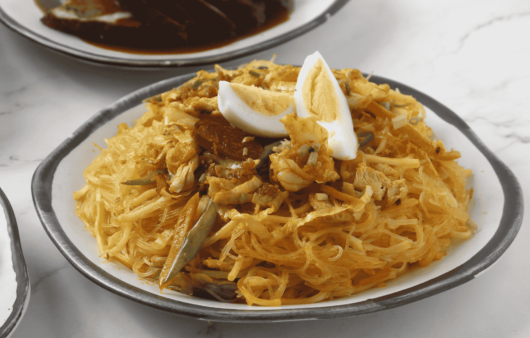 Pancit Malabon (Shrimp Noodles)